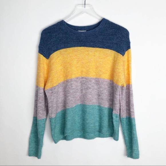 H&M Sweaters - H&M Soft Colorblock Crewneck Sweater Small